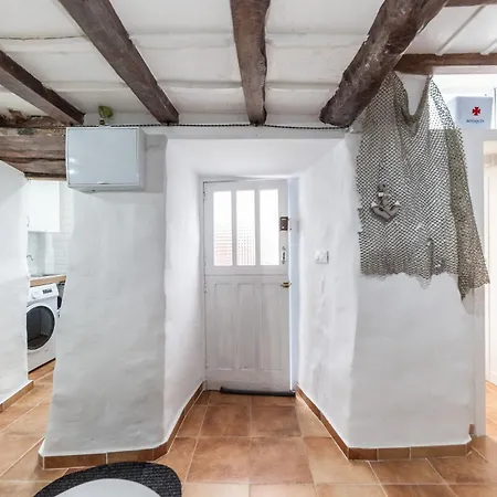 Charming Seaside Escape In Picturesque Cudillero