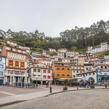 Apartamento Charming Seaside Escape In Picturesque