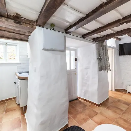 Apartment Charming Seaside Escape In Picturesque Cudillero